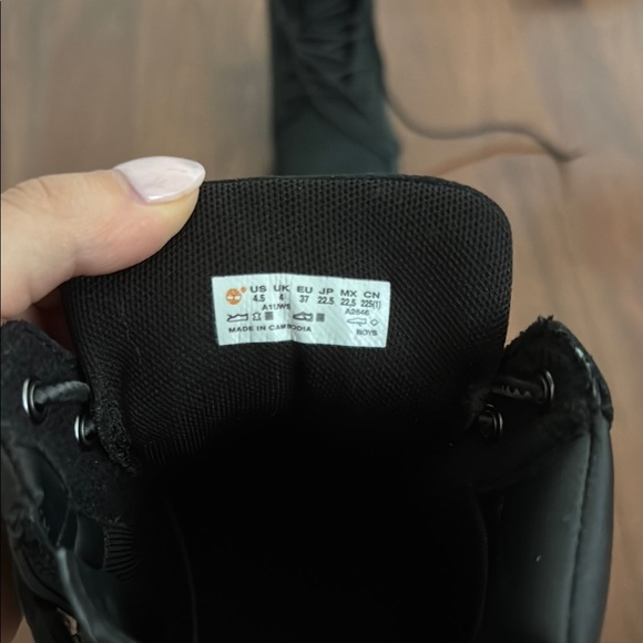 Timberland Men's (Boy’s) Black High-Top Boots - Picture 4 of 4